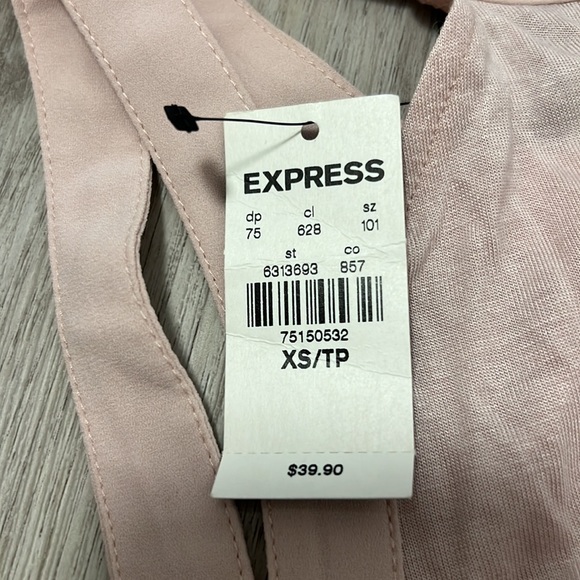 Express Tank Top - Picture 3 of 3